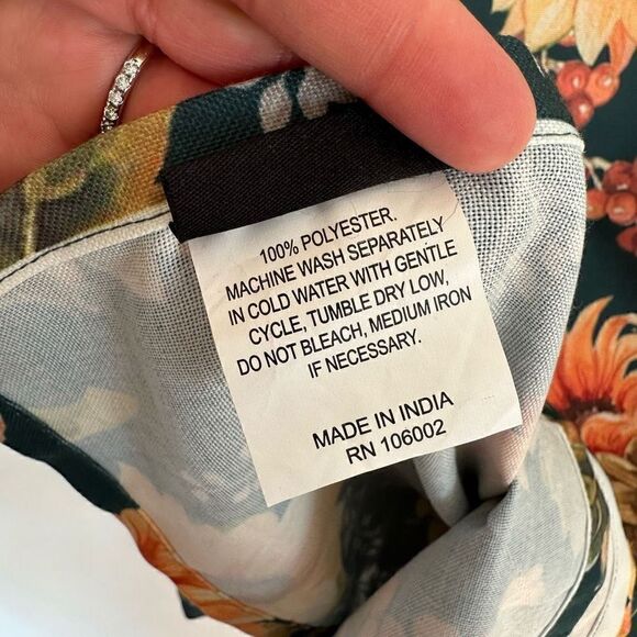 Cynthia Rowley 60” X 120” Oblong Rectangle Forest Green Sunflower Fall Foliage T - Picture 5 of 6